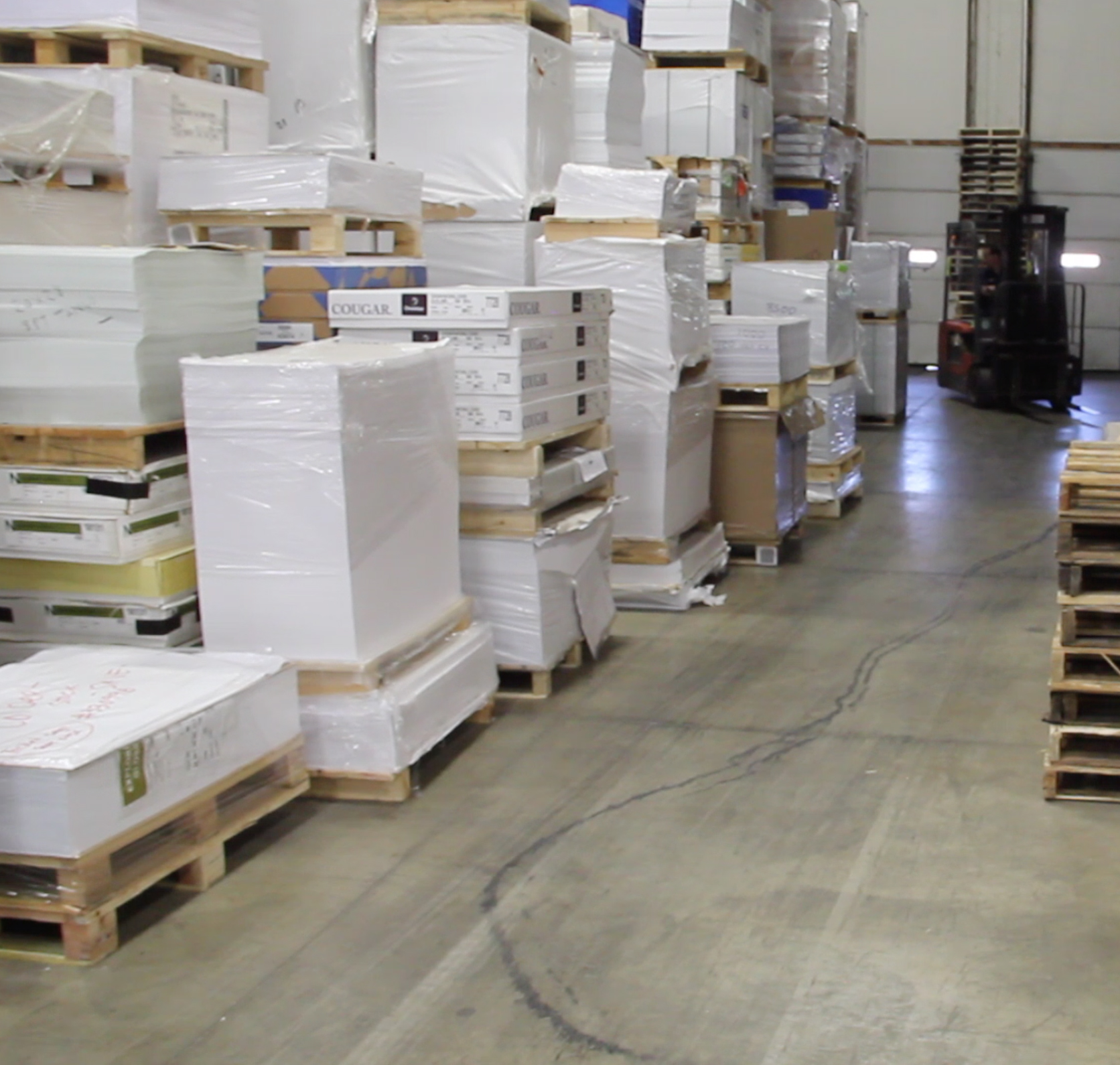 Big Box, Retail Store, Franchise Logistics, Shipping, Delivery, Trucking, Chicago